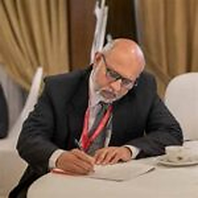 Professor Dr Umair Manzoor